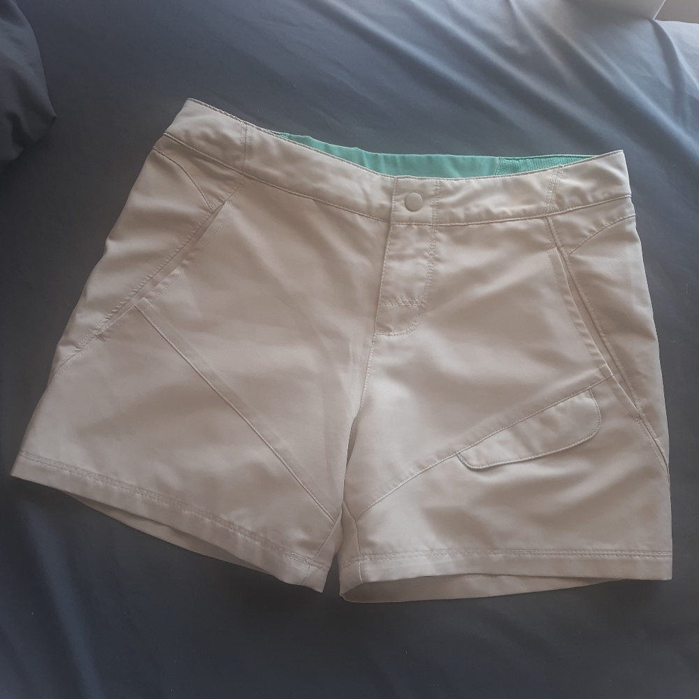 Nike Fit Dry XS Khaki shorts